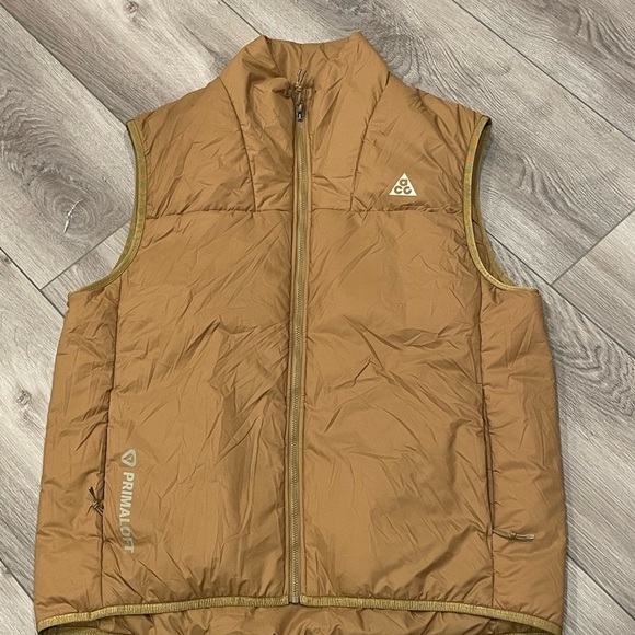 NIKE ACG Rope de Dope Men’s Insulated Packable Vest Golden Beige L Large - Picture 7 of 14